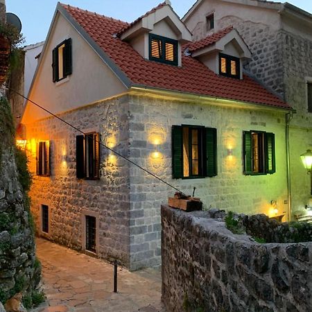 Kazin Supreme Hotel Kotor Buitenkant foto
