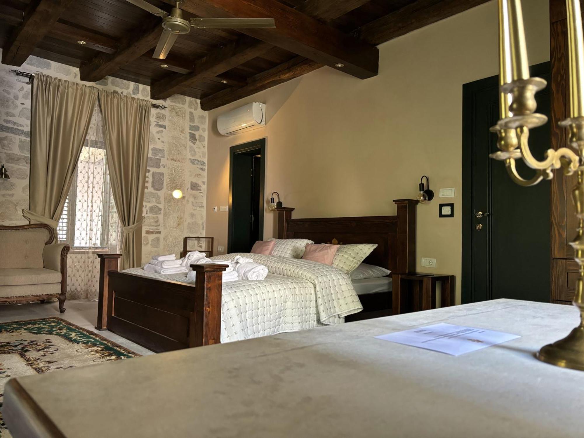 Kazin Supreme Hotel Kotor Buitenkant foto
