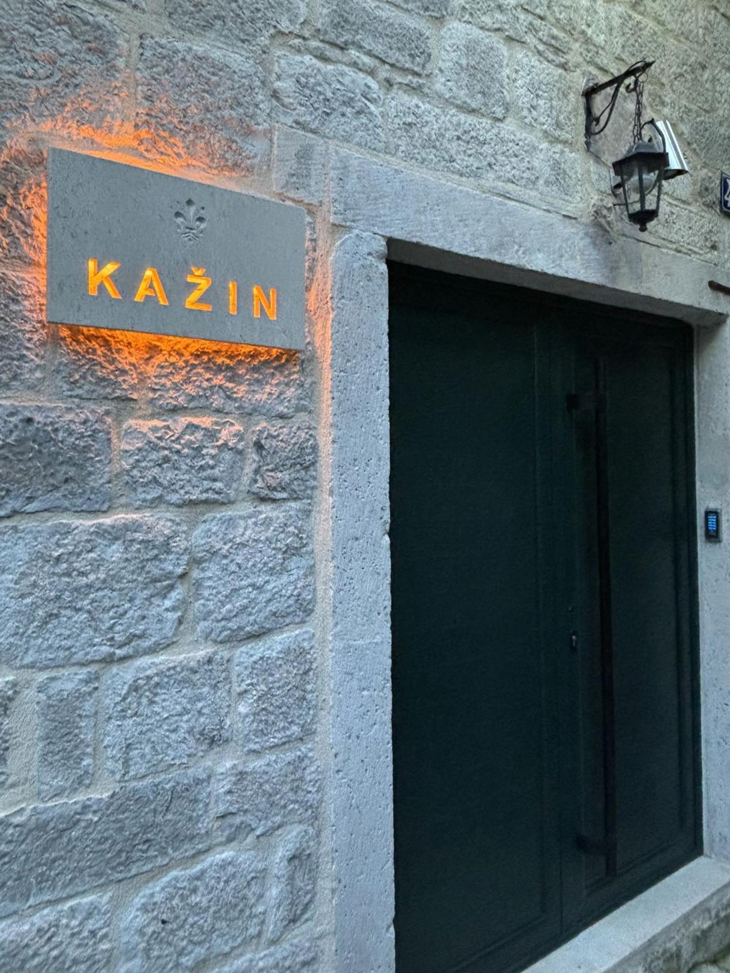Kazin Supreme Hotel Kotor Buitenkant foto